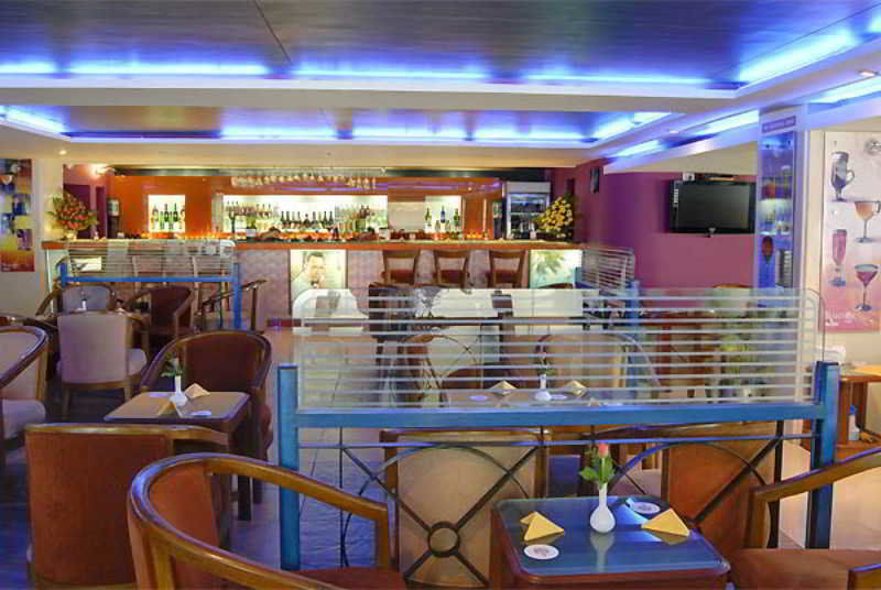 Breeze Hotel Chennai Ngoại thất bức ảnh